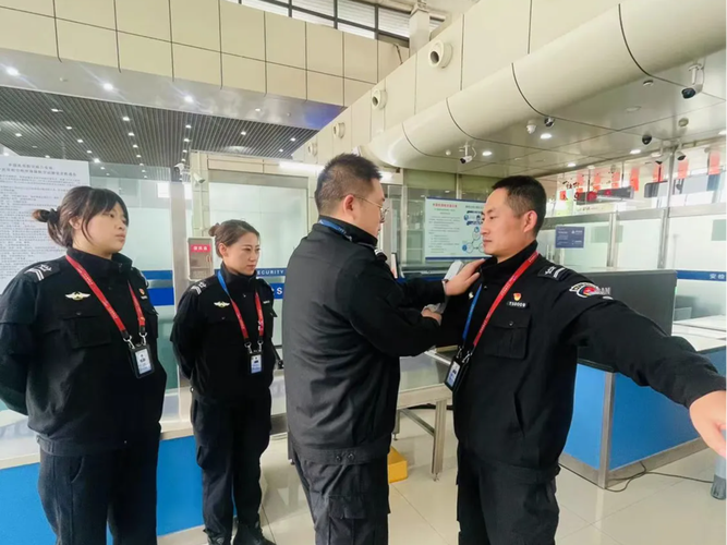 機(jī)場(chǎng)貨運(yùn)安全技能大比拼機(jī)場(chǎng)貨運(yùn)安檢員是干什么的